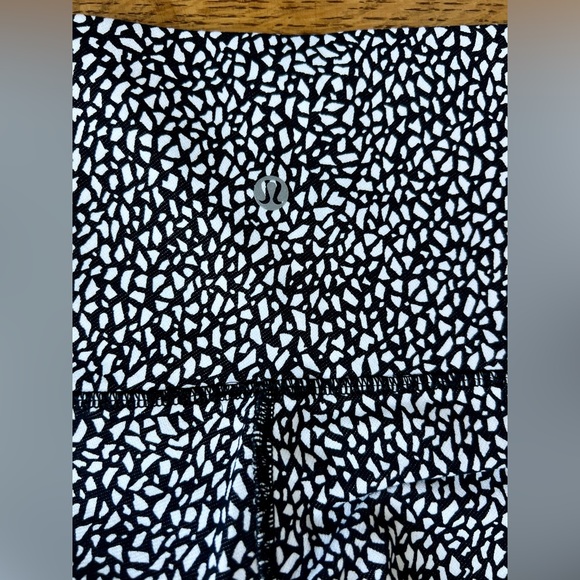 NWOT▪️Lululemon Wunder Under Leggings - Picture 8 of 8